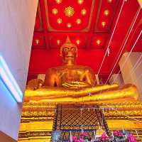 วัดเบญจมบพิตร วัดสวยบนเหรียญ