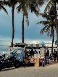 ร้าน TRIPLE N  หาดวอน บางแสน ชลบุรี🌊