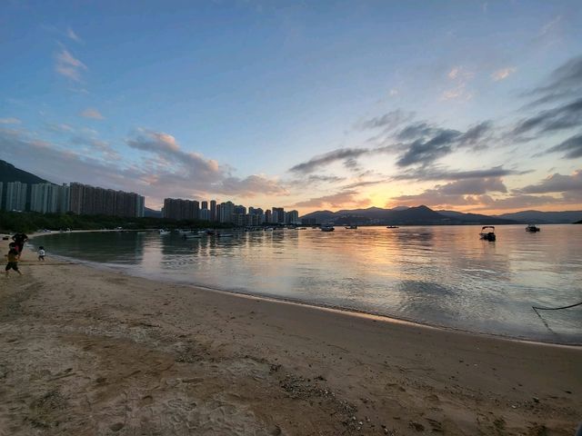 接近民居又美麗的烏溪沙沙灘