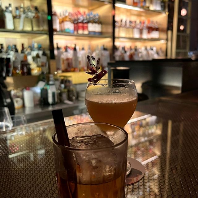 富麗堂皇 河邊酒店