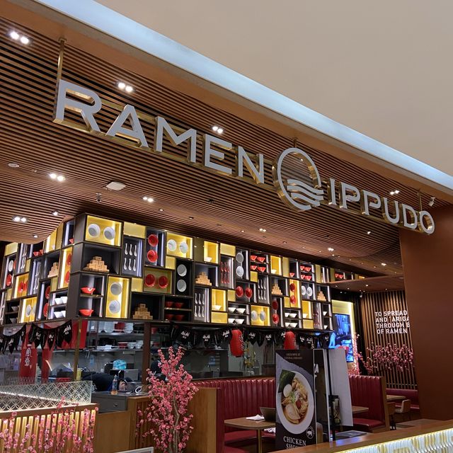 태국 음식 질릴 땐, 일식 먹어주기! 🍜 