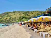 หาดทองหลาง