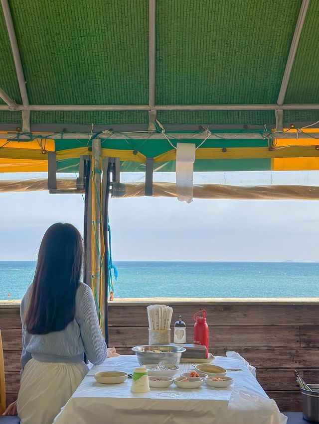 여름이 가기 전에 꼭 방문해야 할 오션뷰 맛집🌊