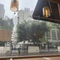 荃灣西地鐵站附近 簡約悠閑文青風高質Cafe