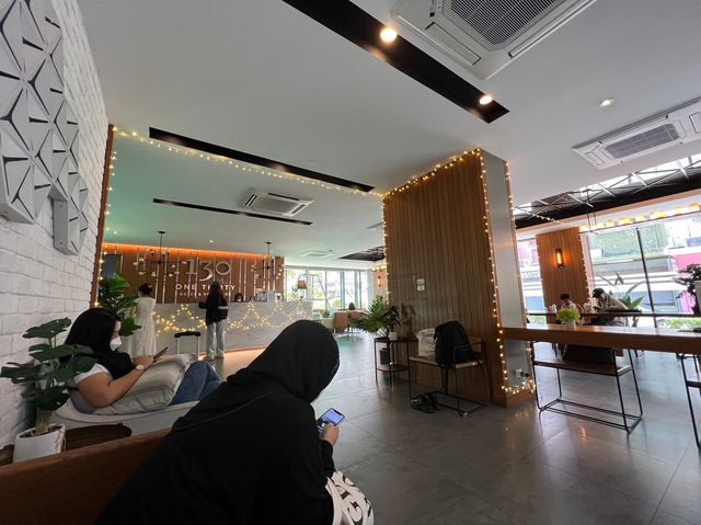 โรงแรมเริ่มต้นราคาหลักร้อย ย่านลาดพร้าว 130 