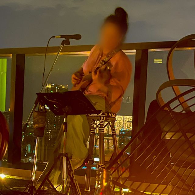 High Streats Rooftop Bar 