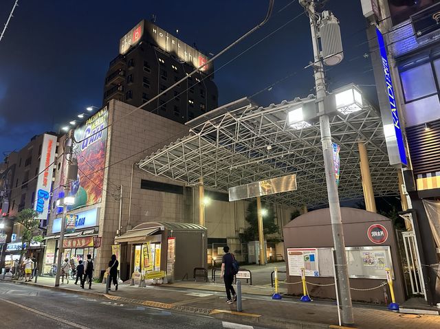 東京・世田谷。『三茶しゃれなあど』の愛称がある『茶沢通り』