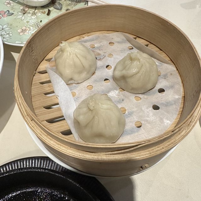 ソウルのディータワーで中華食べる。