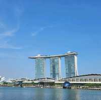 The Fullerton Bay Hotel Surroundings