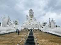 วัดห้วยปลากั้ง(พระอาจารย์พบโชค) 