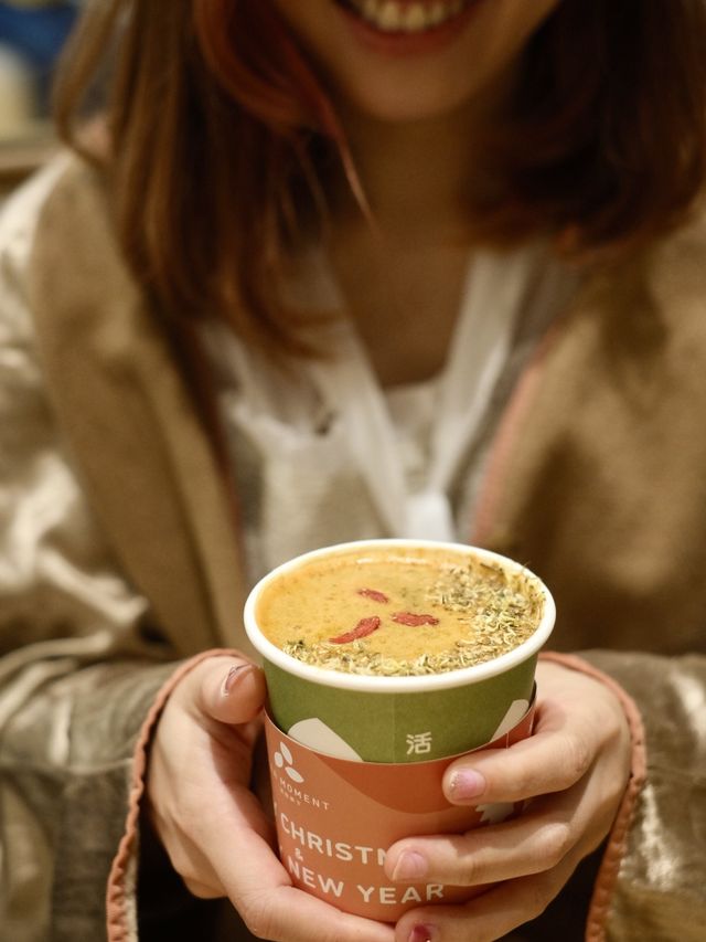 靚茶配雞蛋仔同可麗餅，休閑好去處！