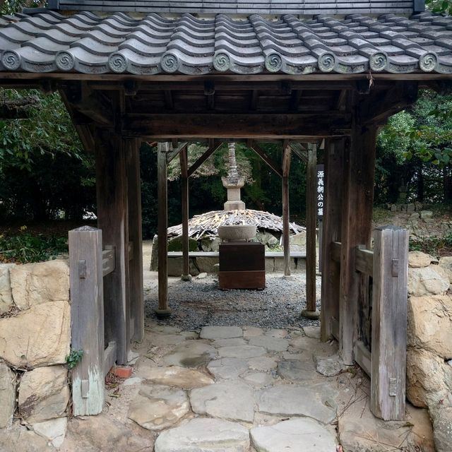 お砂踏みで88の霊場巡り「野間大坊」