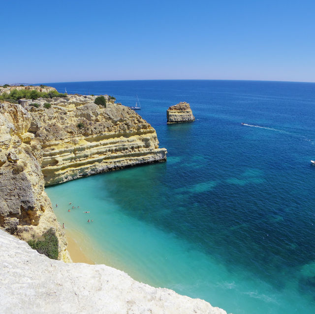 【絶景】ポルトガルの美しいビーチ！Praia da Marinha