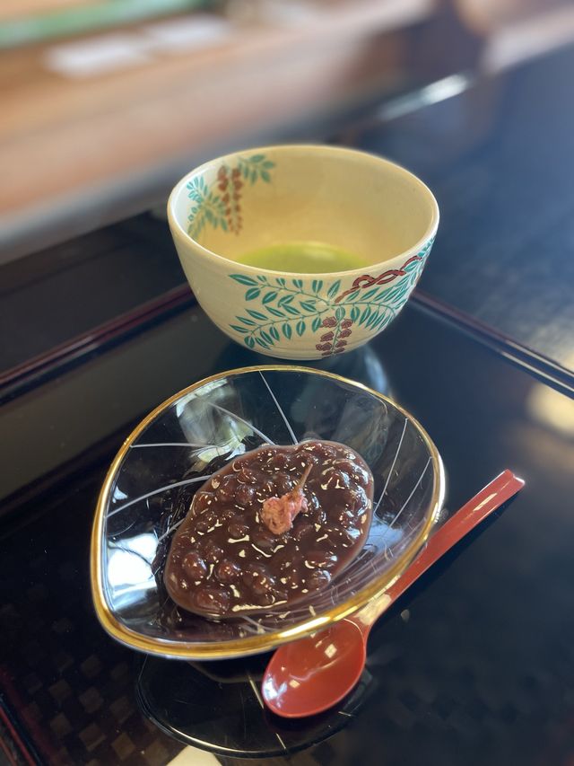 芸術の世界に作られた本格的な茶室 一白庵