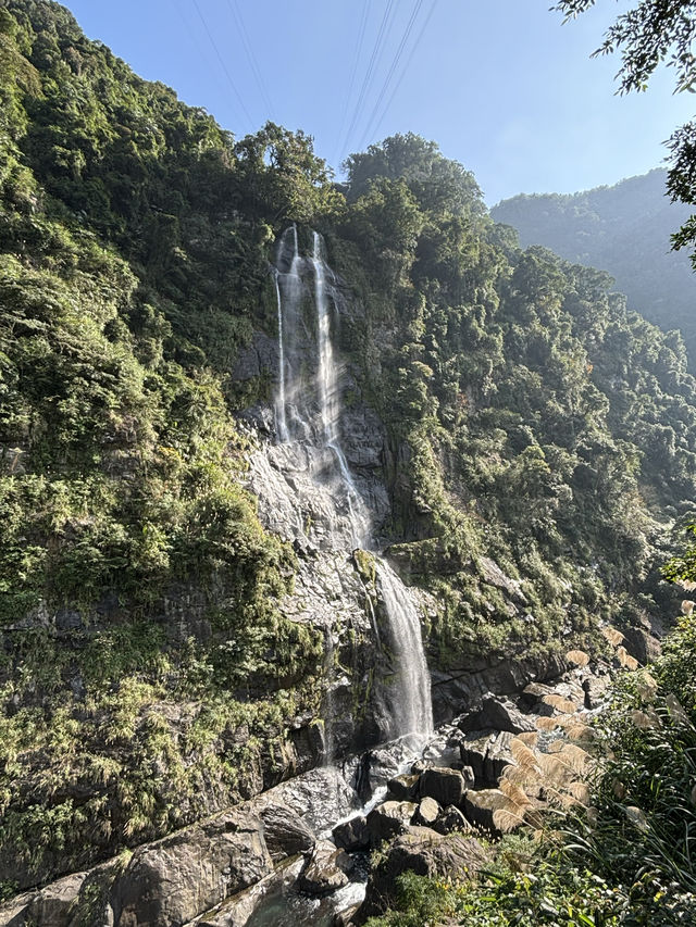 One-day Trip ชมน้ำตก เที่ยวถนนคนเดินที่ Wulai