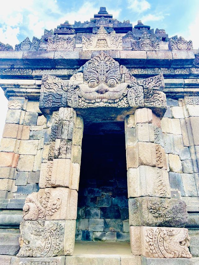 The Love Temple: Plaosan Temple 🩷🇮🇩