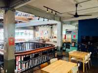 Neighborhood ที่เที่ยวรวมร้านกิน ดื่ม คาเฟ่ 