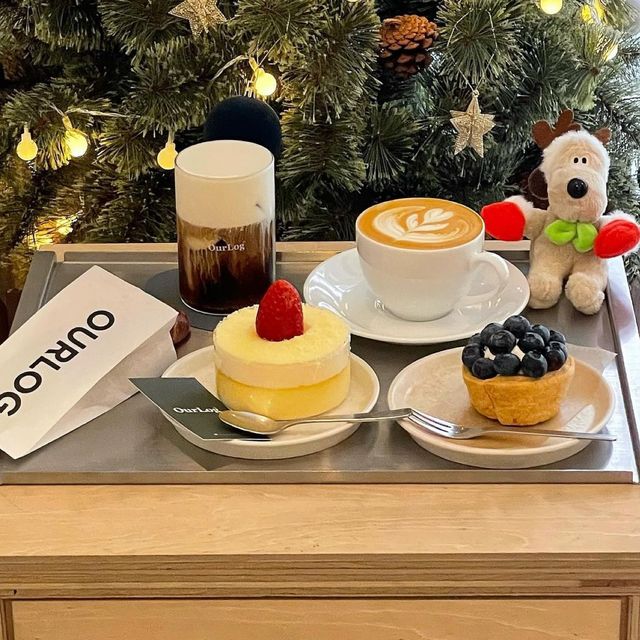 Ourlog Coffee：美味可頌、芝士蛋糕和濃鬱咖啡，讓你找到一絲安寧