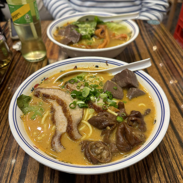 香港情懷！人氣車仔麵店．三不館車仔麵