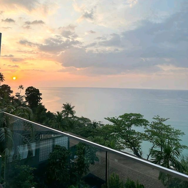 Katathani Phuket Beach Resort