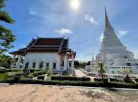 Iconic Attraction for Thai Buddhist