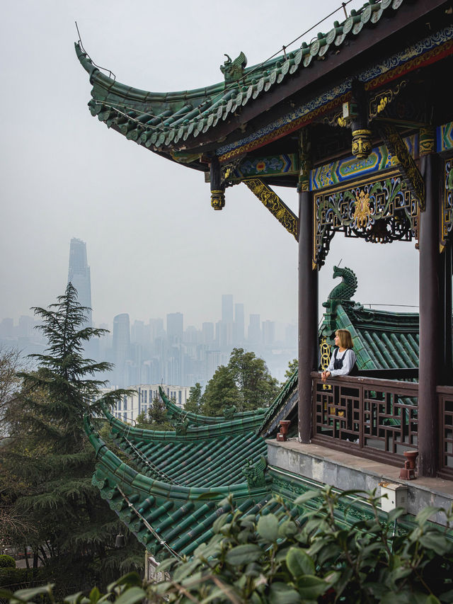 Hong’ensi Forest Park ชมวิวมุมสูงฉงชิ่ง ค่ำๆสวยมาก