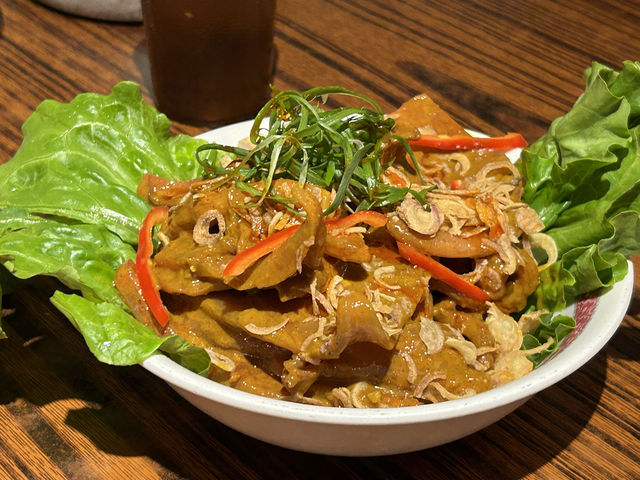 女人街食飯公司 Ladies Street Sik Faan Co.