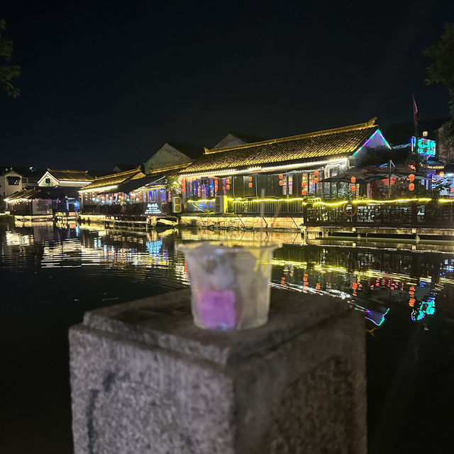 Stunning night lights at Tongli ancient town ✨