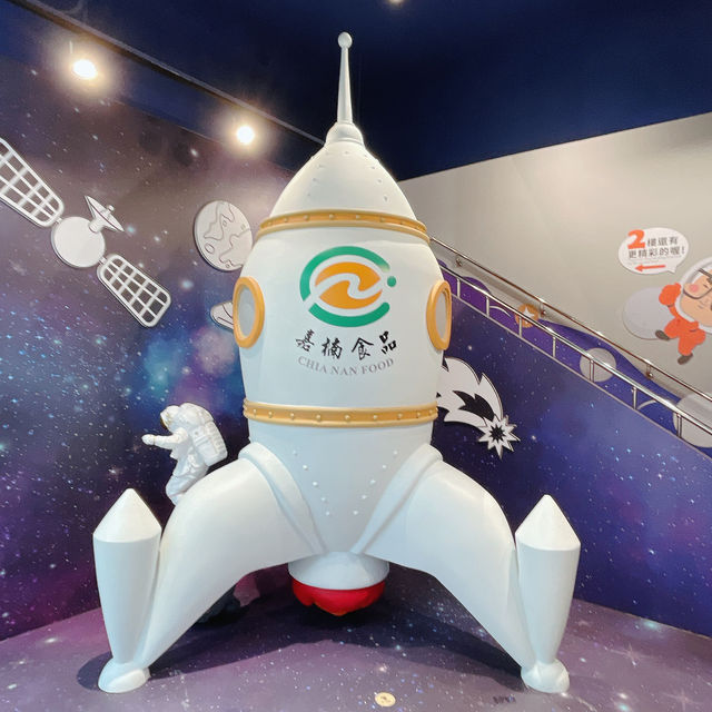 丸聚星球 🖌 好吃好玩又好拍的貢丸觀光工廠🍡