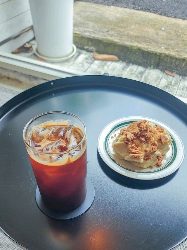 조용하고 감성적인 포토 스팟, 연희동 < 쿠치 >