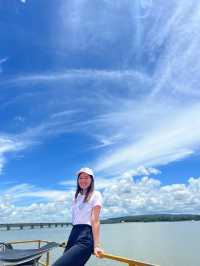 ล่องแพ ทานอาหาร ชมวิวเขื่อนลำปาว 🛥️✨
