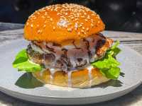ใครเป็นสายเบอร์เกอร์ เราแนะนำเบอร์เกอร์ร้านนี้