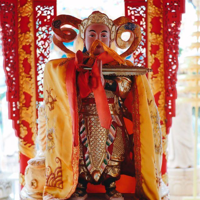 ศาลเจ้าพ่อนาคราช จ.นครสวรรค์