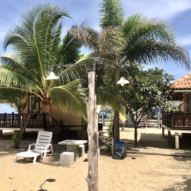 Chilling @beachfront resort