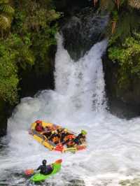 🇳🇿 Rafting at Okere Falls 📍 Rotorua