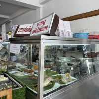 ร้านอาหาร แดง-ดำ 