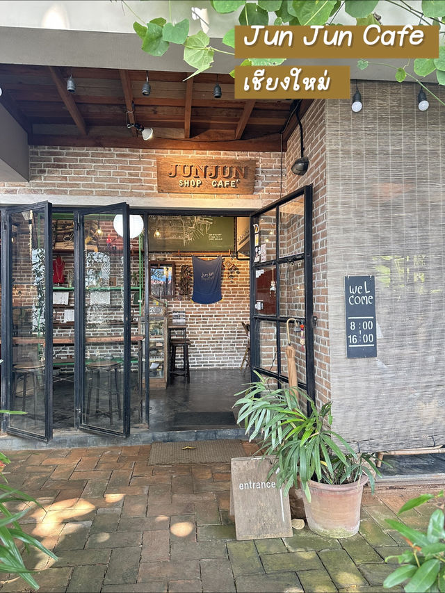 📍Jun Jun Cafe ร้านกาแฟที่คัพเค้กอร่อยมาก