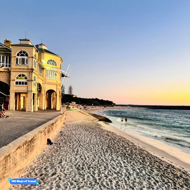 Golden Hour Bliss: Cottesloe's Breathtaking Sunset