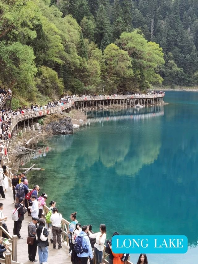 Popular lakes in Jiuzhaiguo Valleys 