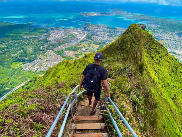 🗻A great day spent exploring Oahu! 🚙