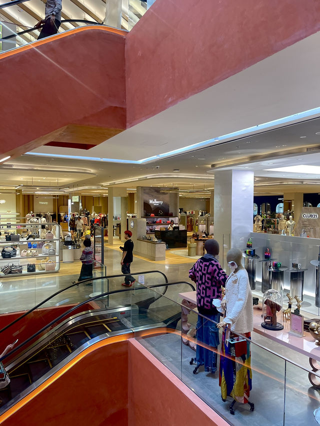 เซ็นทรัลชิดลม ปรับโฉมสุดทันสมัย ✨🛍️