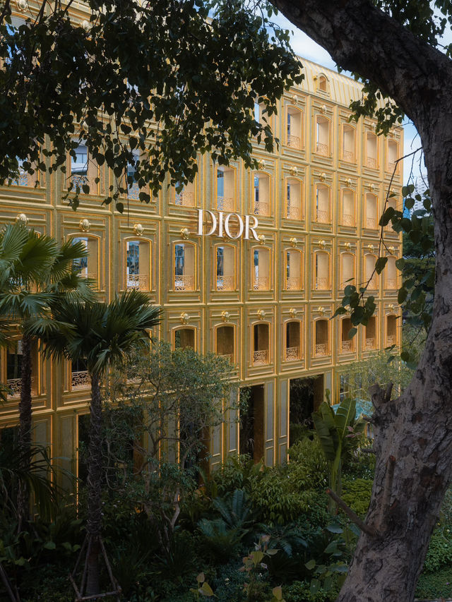 Dior Gold House Landmark ใหม่ย่านชิดลม