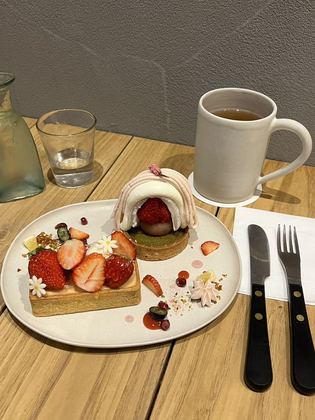 Delicious Comfort Food and Sweets at guang🍓