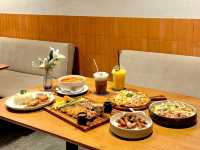 CHARN Cafe & Bistro