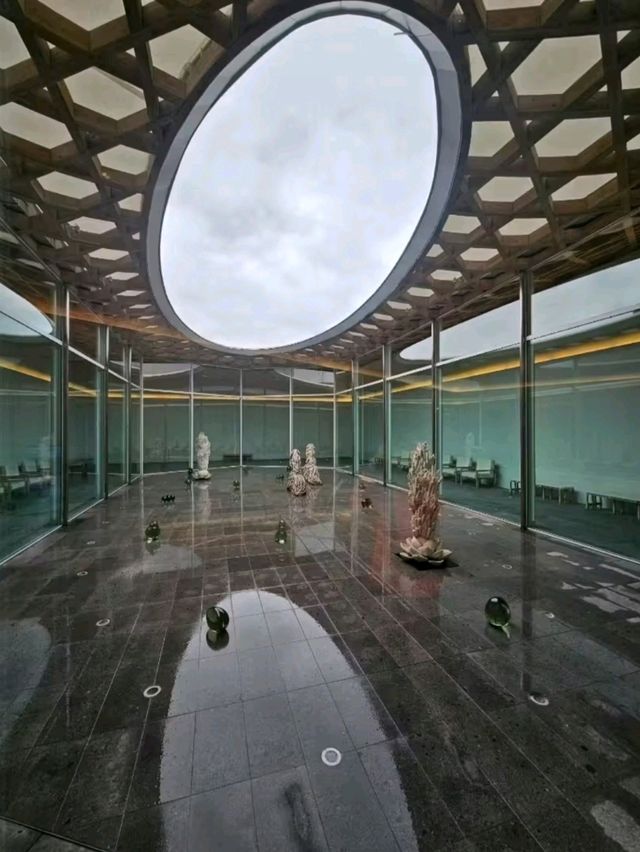 大分県立美術館 OPAM
