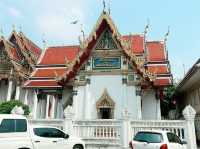 泰國曼谷著名寺廟景點：拉嘉布拉那寺ราชบุรณราชวรวิหาร (วัดเลียบ)，適合拍照打卡觀光旅遊！