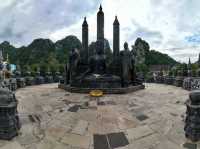 พระพุทธรูปหินลาวา