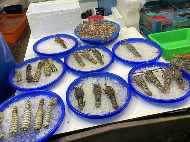 Wuqi Fishing Port: A Seafood Lover’s Paradise 🦐🐟