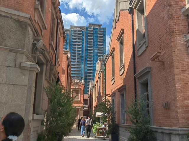 Shanghai City Walk:Zhang Yuan