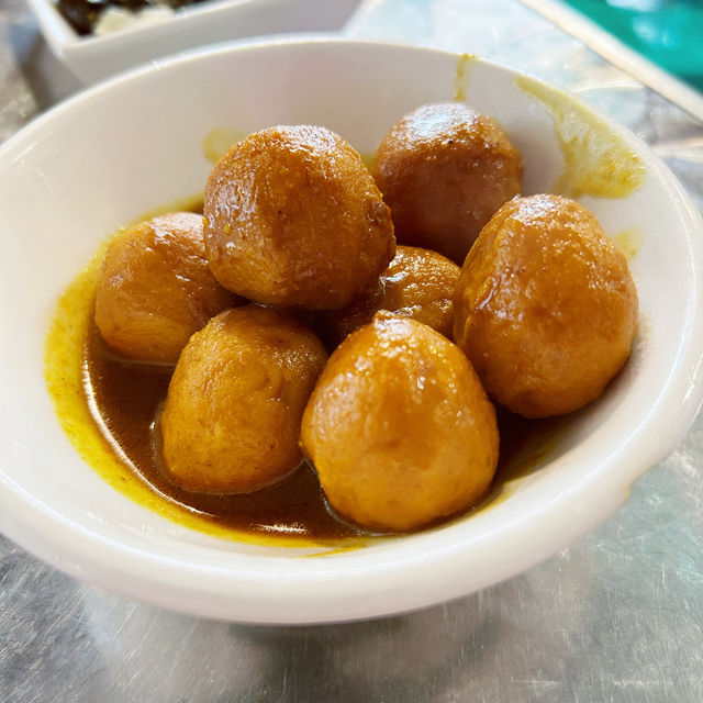 台灣也有道地港式茶餐廳！連裝潢都原汁原味